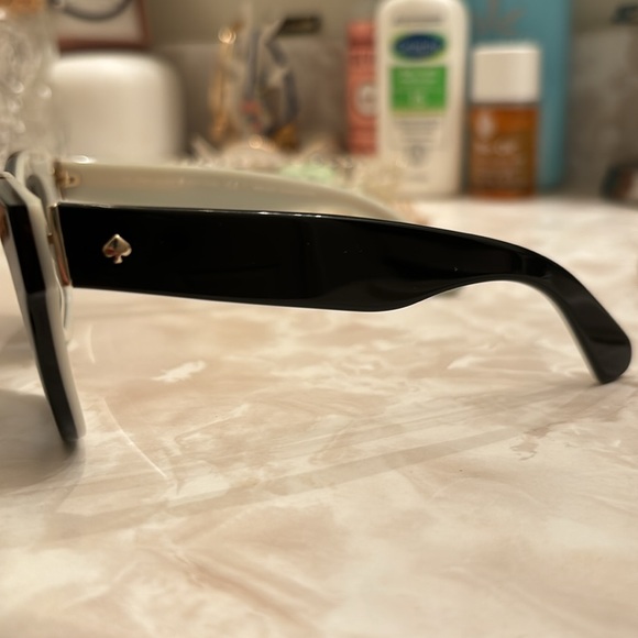 NWOT Kate Spade Sunglasses - Picture 3 of 5